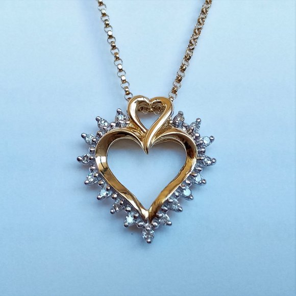 (SOLD) 14K Yellow Gold Heart Shaped x17 Diamond Pendant Necklace - Picture 5 of 13